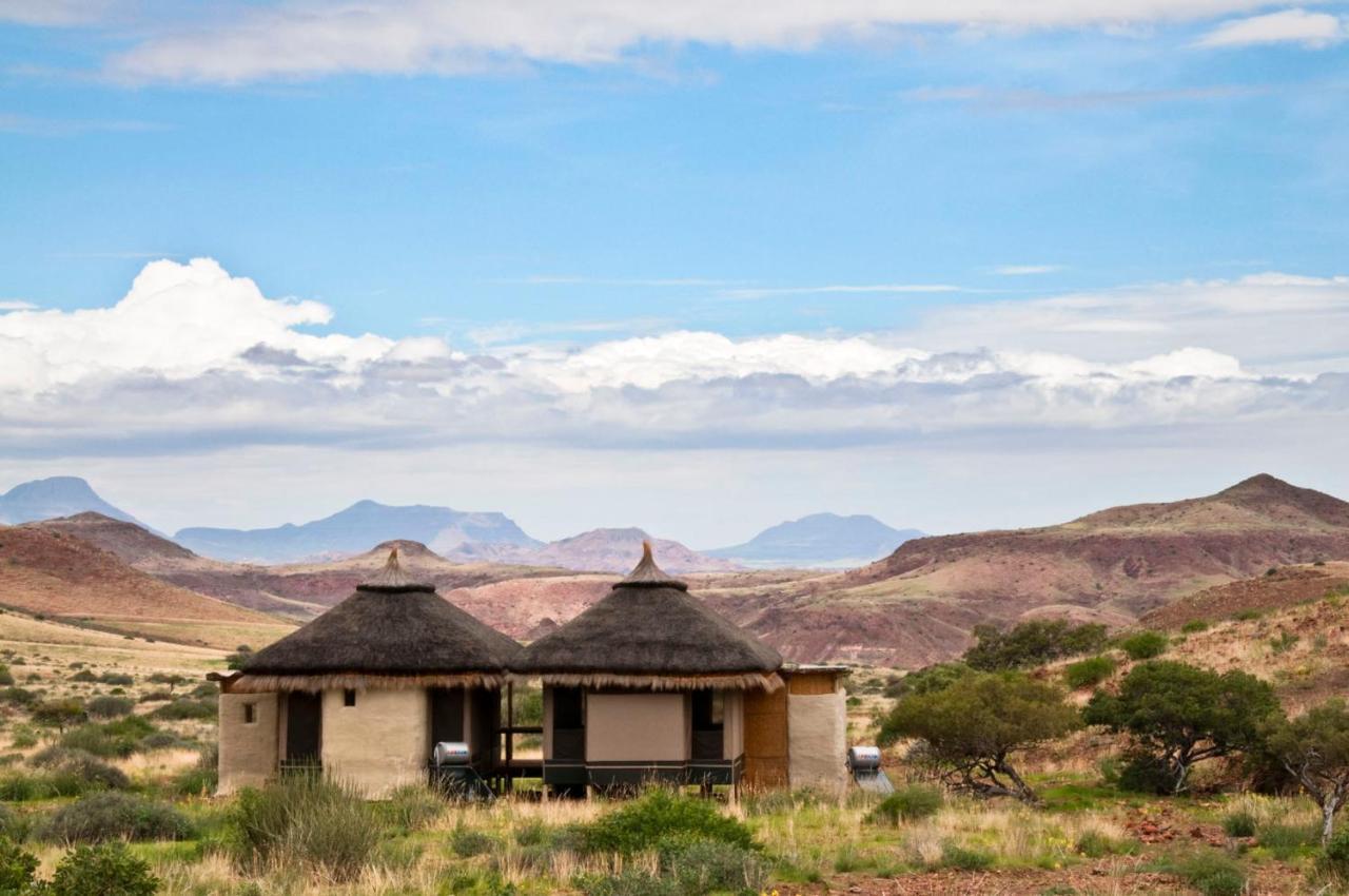 Twyfelfontein Wilderness Safaris Damaraland Campヴィラ エクステリア 写真