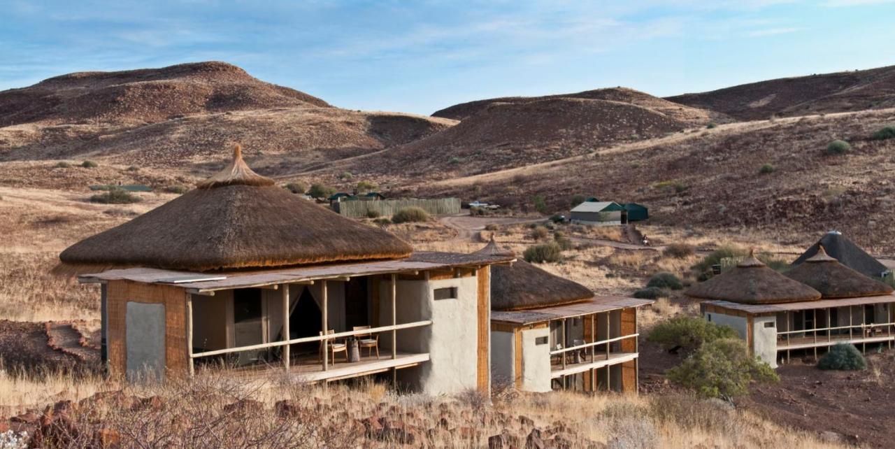 Twyfelfontein Wilderness Safaris Damaraland Campヴィラ エクステリア 写真