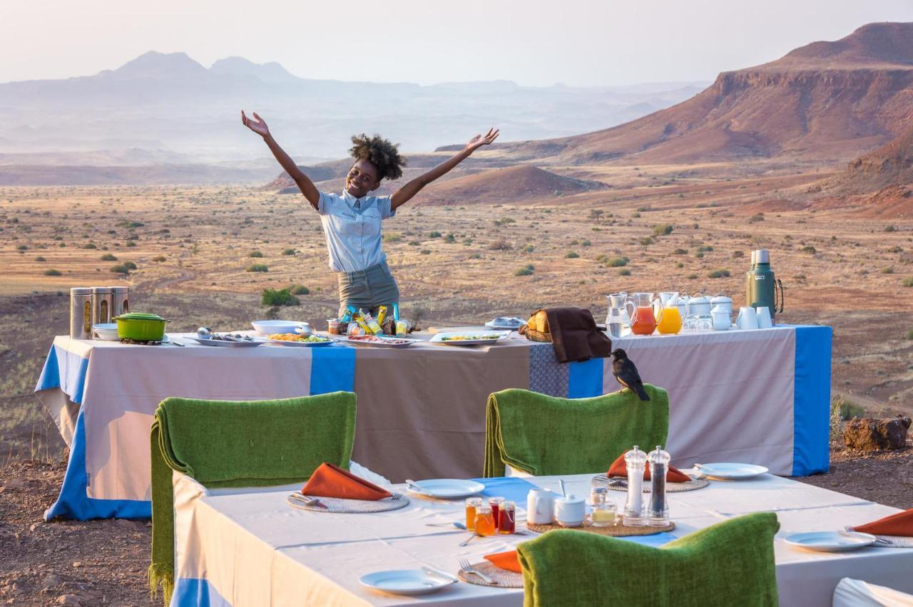 Twyfelfontein Wilderness Safaris Damaraland Campヴィラ エクステリア 写真